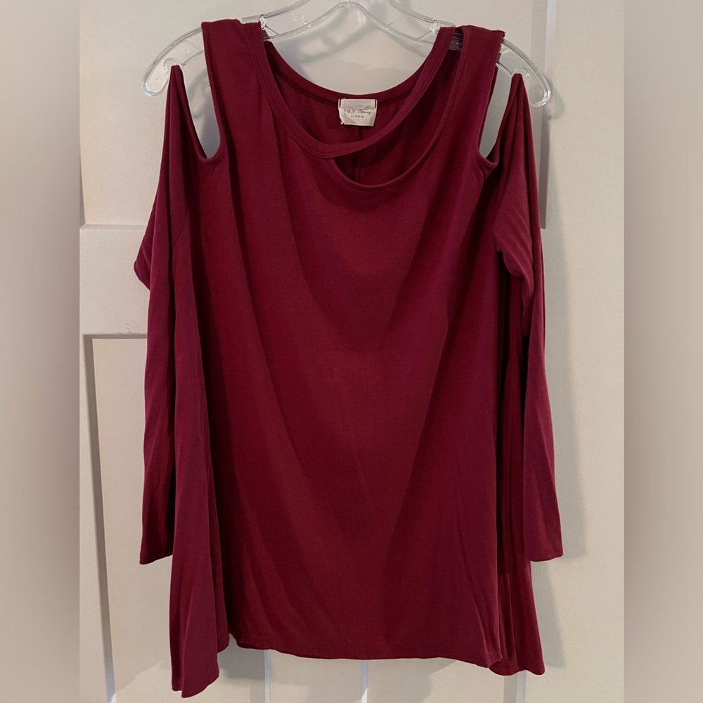 1.4.3. Story Women’s shirt